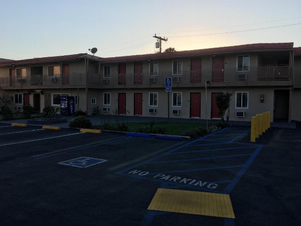 Budget Inn LAX-Lawndale Main image